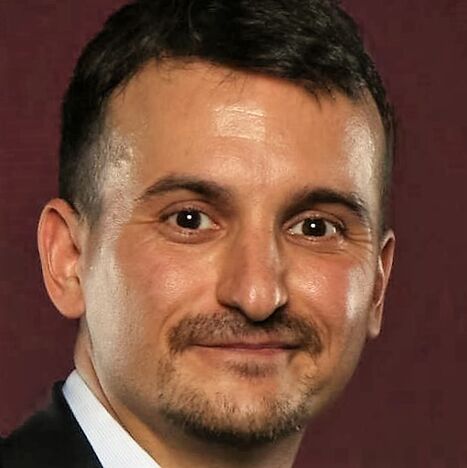 Tamás